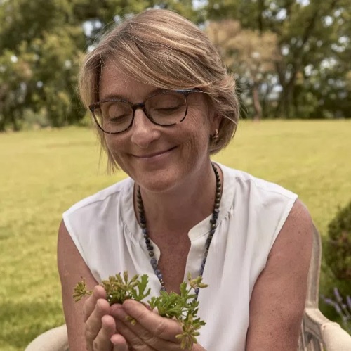 Isabelle Sogno Lalloz Aromatherapist
