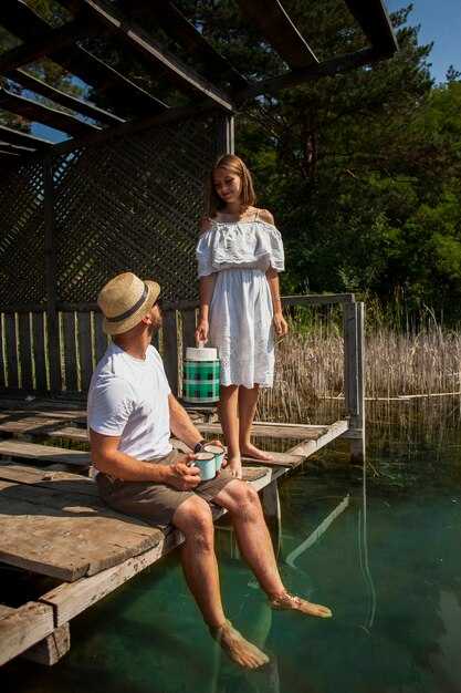 Identify where to experience the scent on Elba: routes and stops