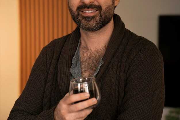 Early Life, Inspiration, and Process: From Beginnings to Mastery